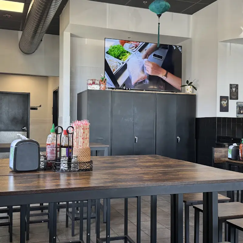 Vị Á Café & Deli