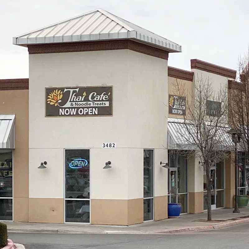 Thai Cafe & Noodle Treats