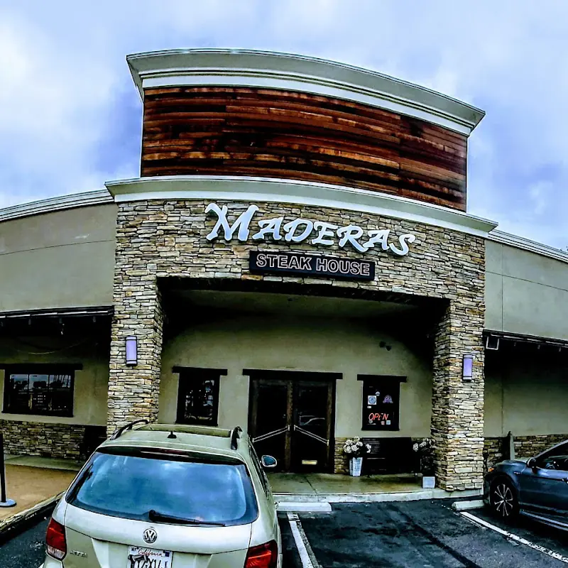 Maderas Steak & Ribs