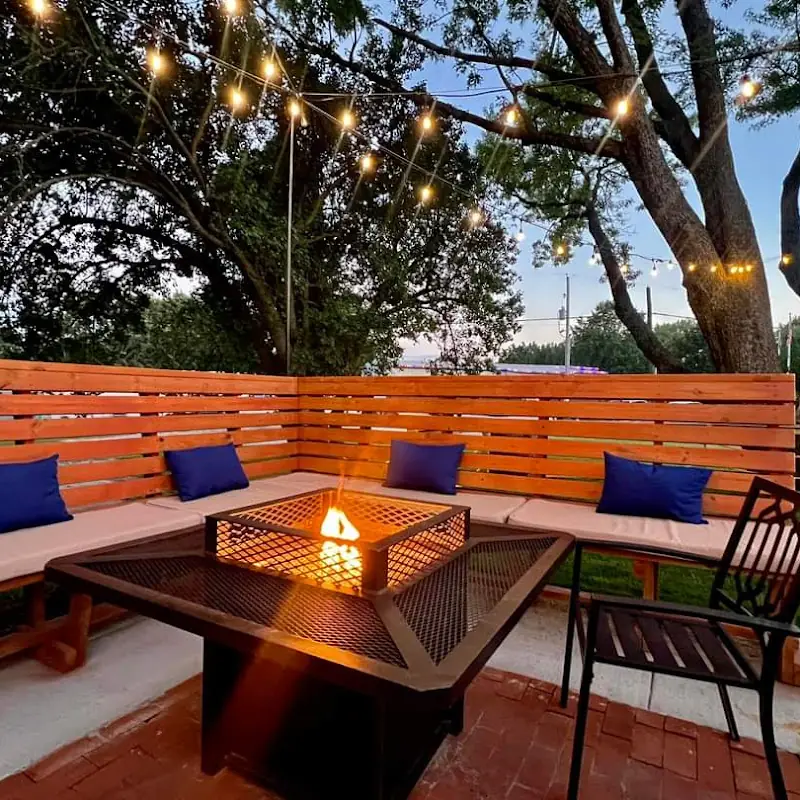 Leo’s Event and Patio