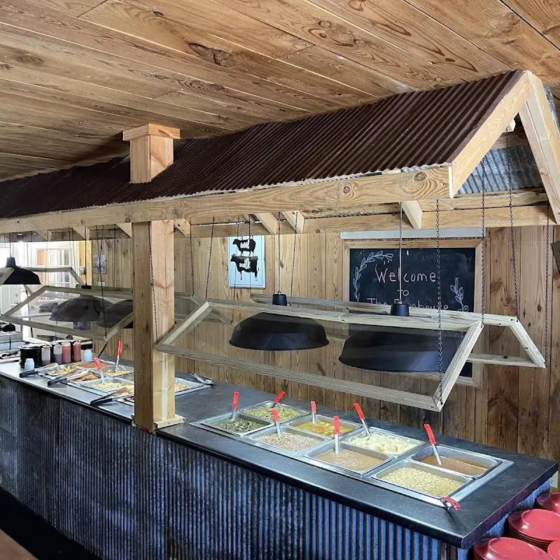 Farmhouse Country Cafeteria