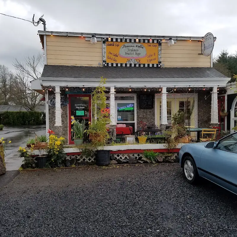 PanezaNellie Breadstick Shoppe