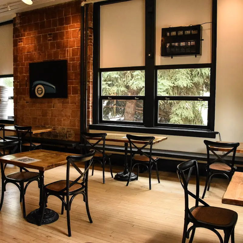 Sidewall Pizza Company