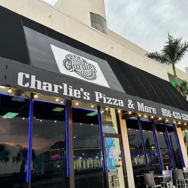 Charlie’s Pizza