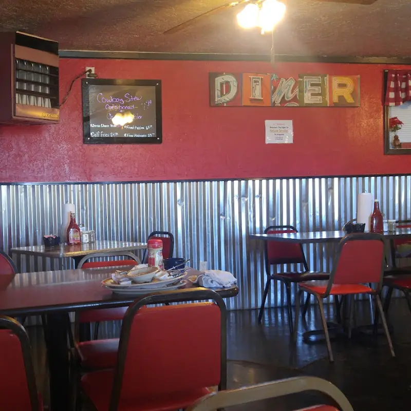 Lil' Mama's Cafe