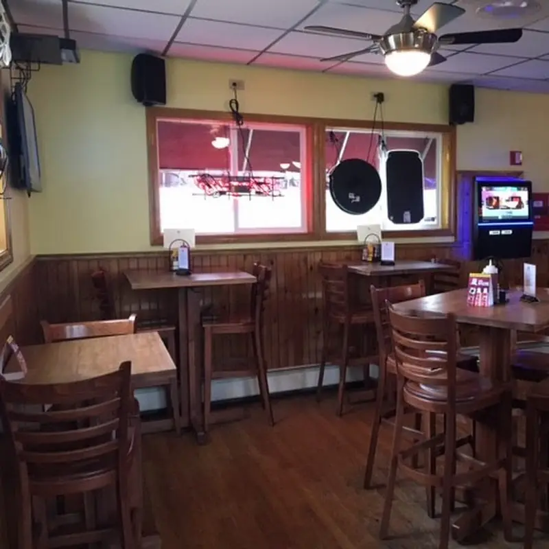 Skeff's Neighborhood Pub