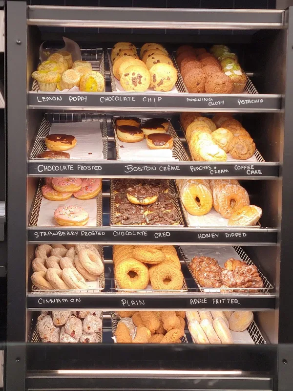 The Hole In One - Donuts - Coffee - Bakery