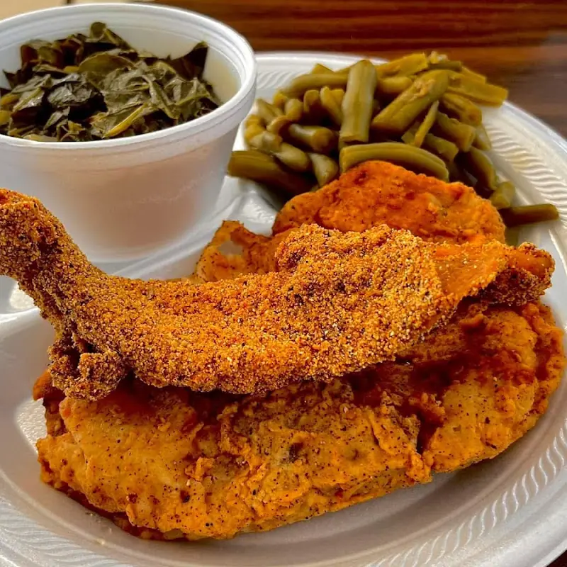 Sum 2 Eat - Soul Food Resturant