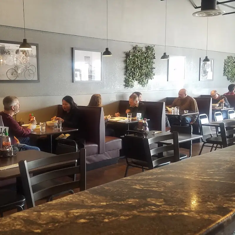 Pho L'Amour Cafe