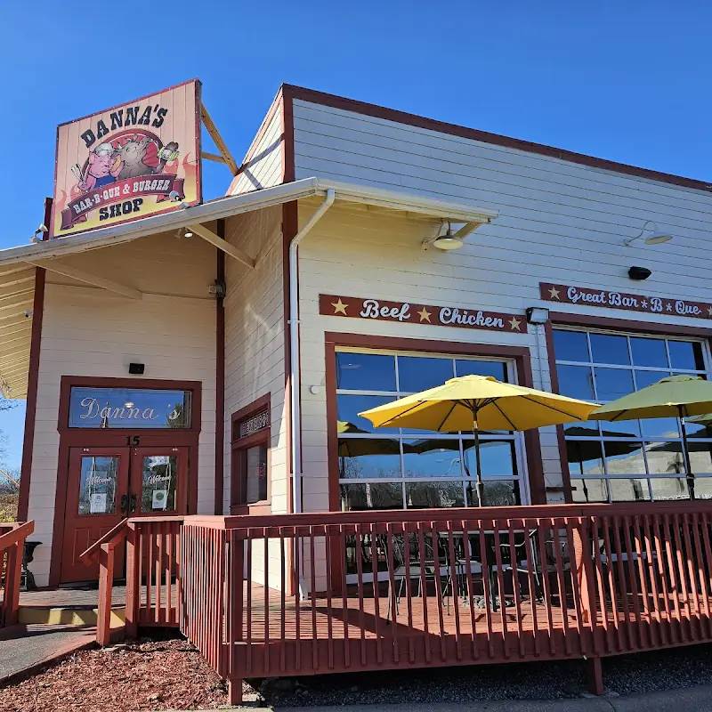 Danna’s BBQ and Burger Shop