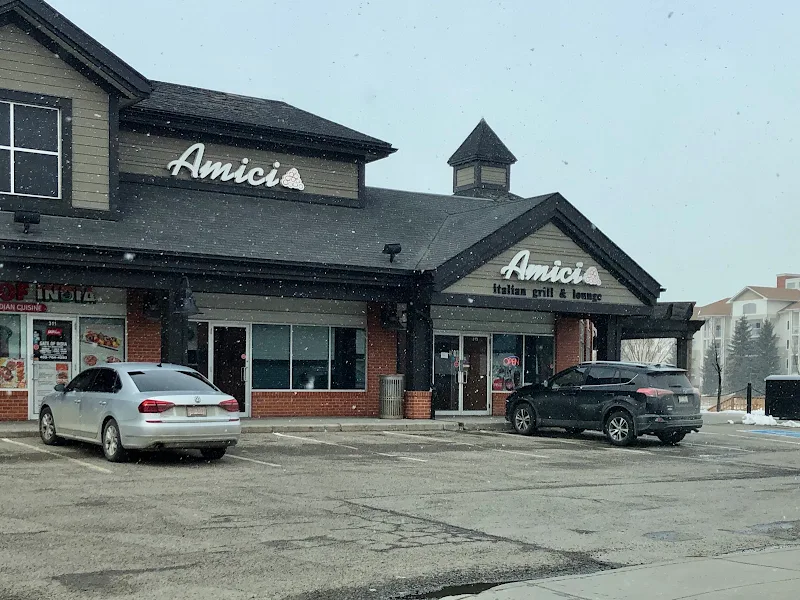Amici Italian Grill & Lounge