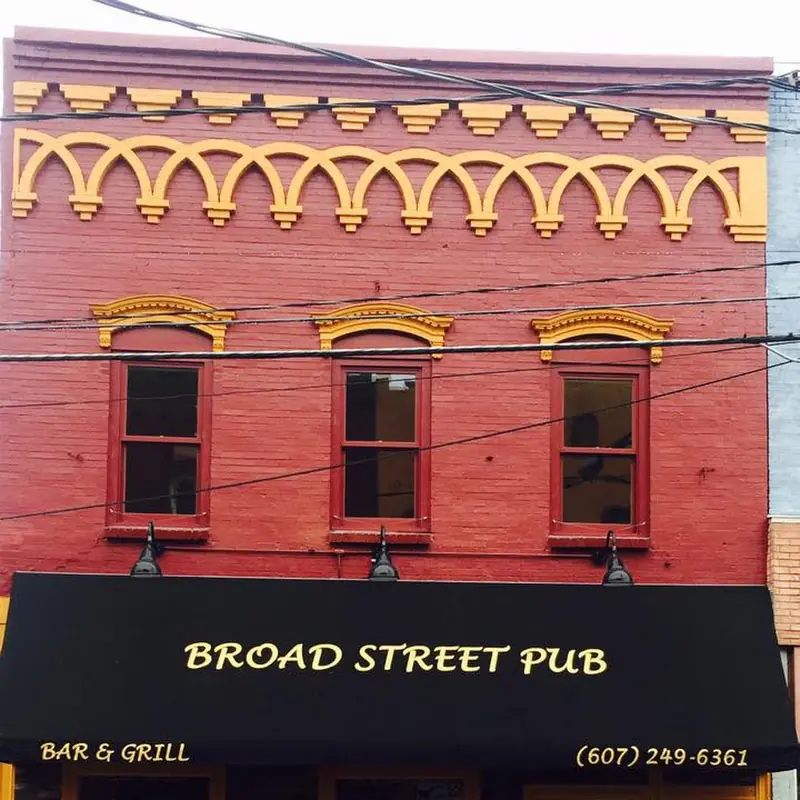 Broad Street Pub