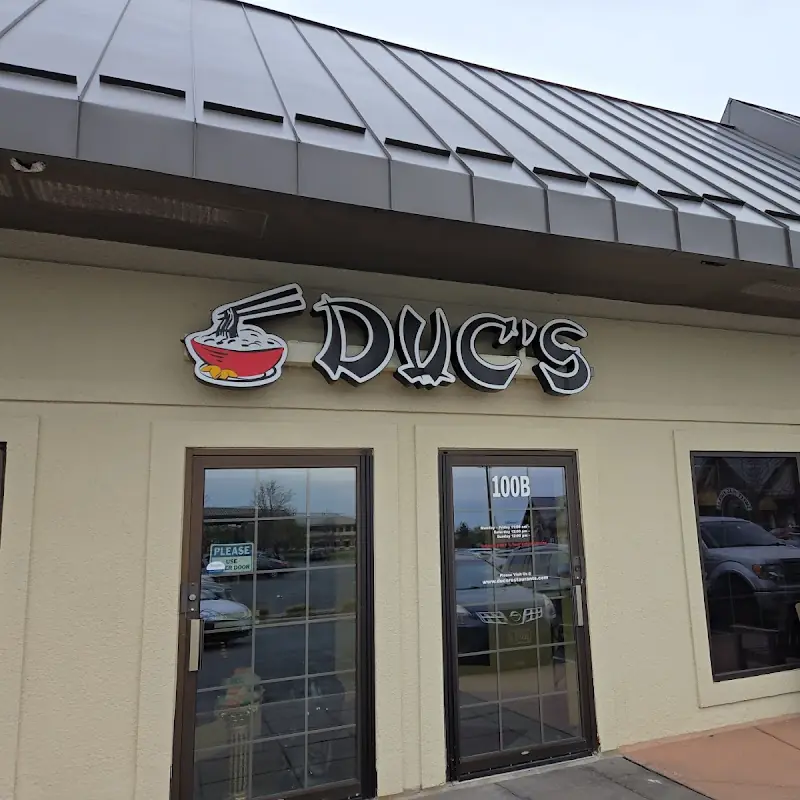 Duc's Restaurant Woodbury