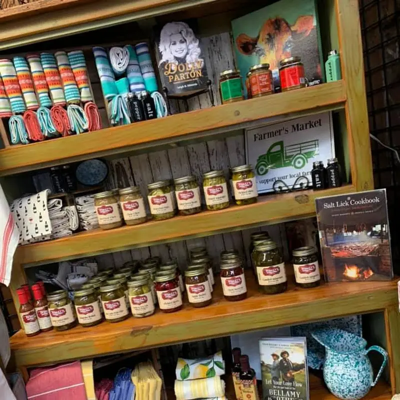 Teskey's General Store & Grill