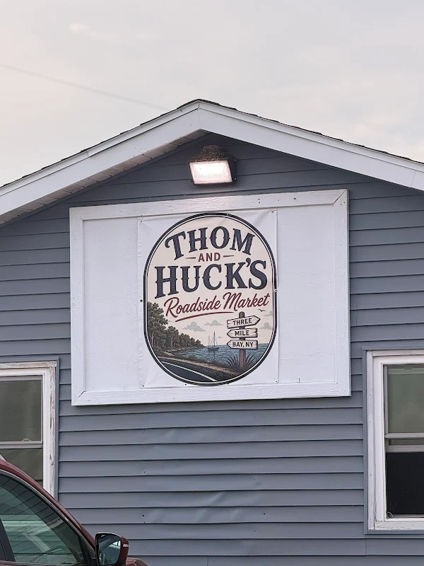Thom and Huck’s Roadside Eats