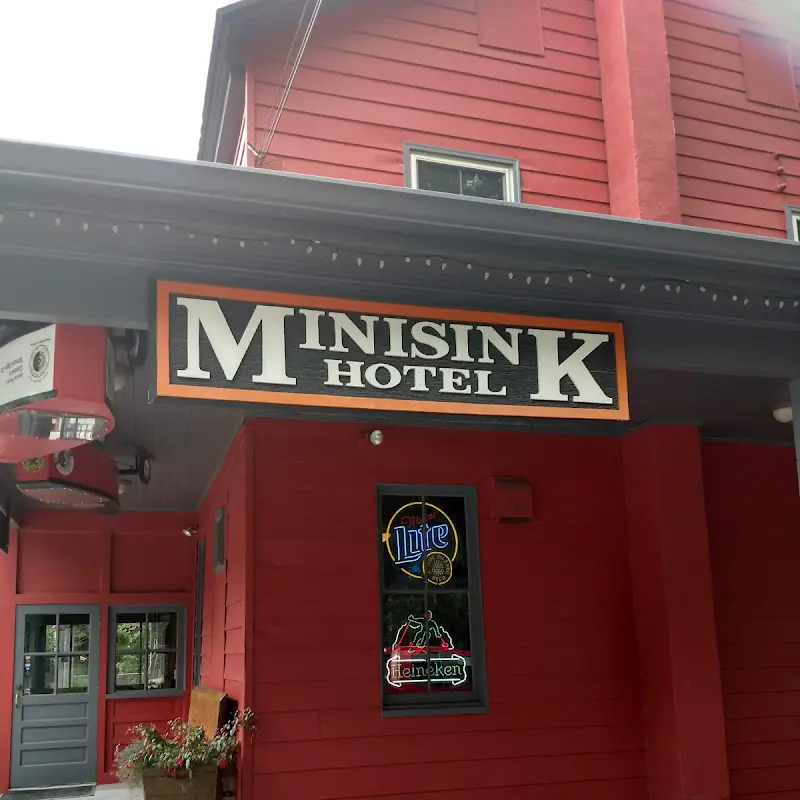 Minisink Hotel