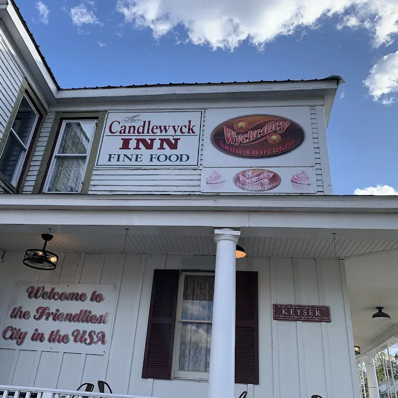Candlewyck Inn