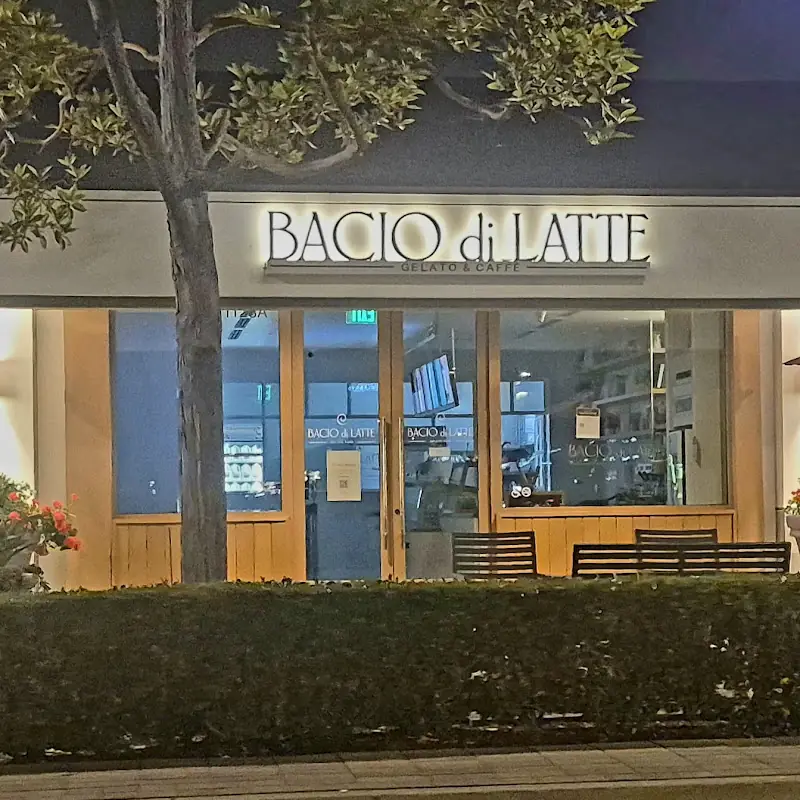 Bacio di Latte | Westcliff, Newport Beach