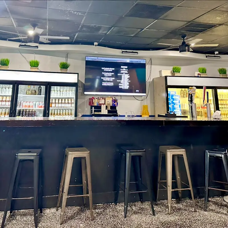 Otro Nivel Restaurant & Bar