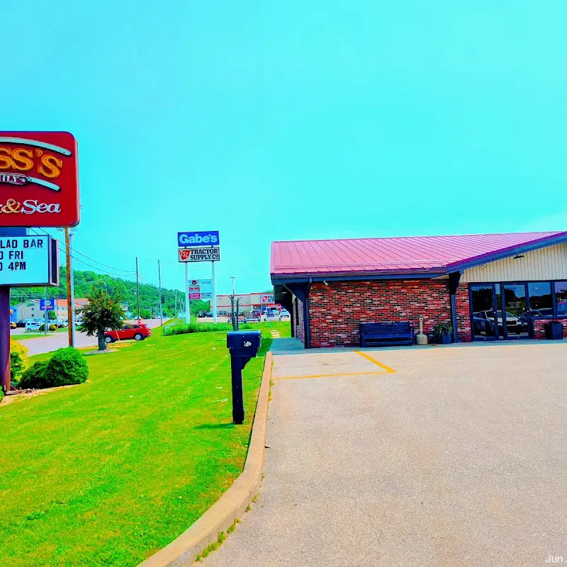 Hoss's Steak & Sea House