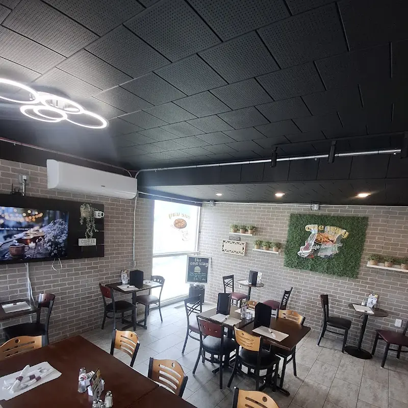 ONEWAY Cafe and Pizza