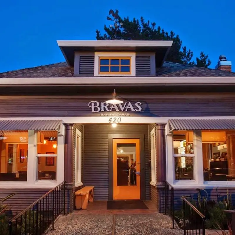 Bravas Bar de Tapas