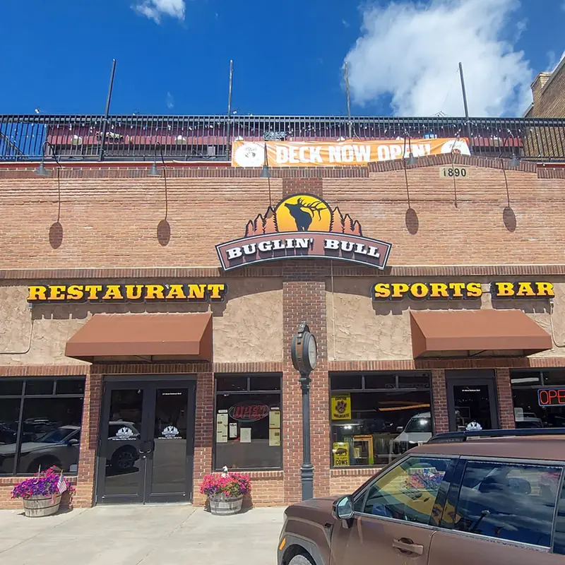 Buglin' Bull Restaurant and Sports Bar
