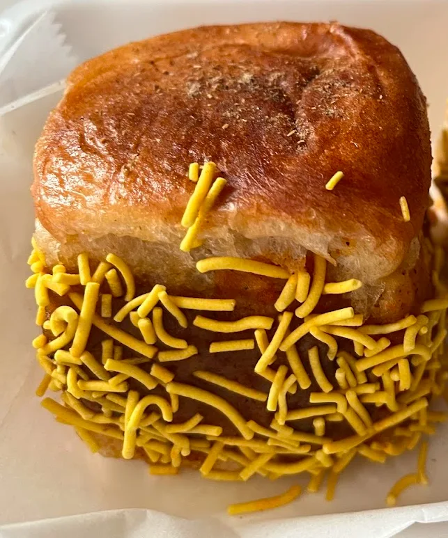 GJ 2 Indian street food