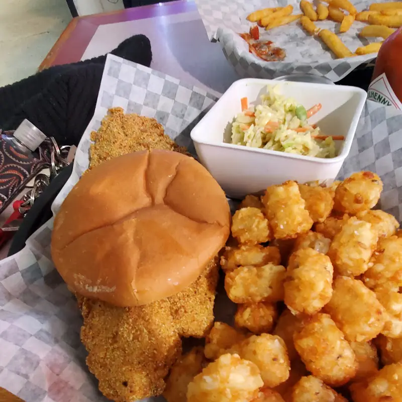 Baggers Bar & Grill