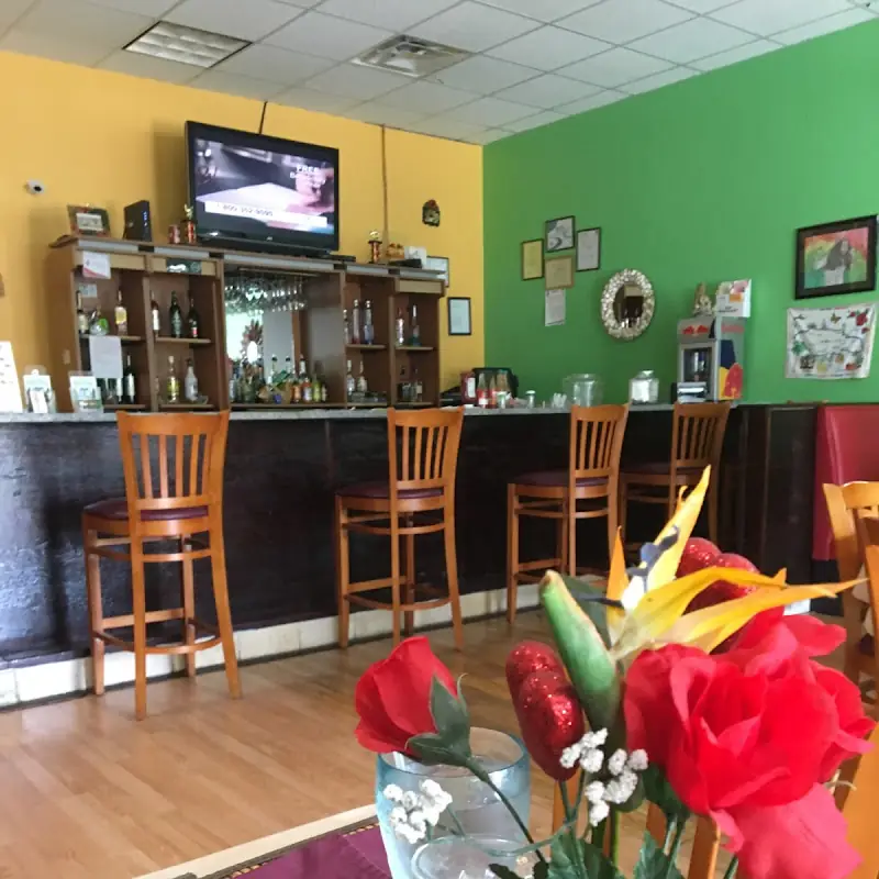 Island Delights Caribbean Restaurant (Food Truck)
