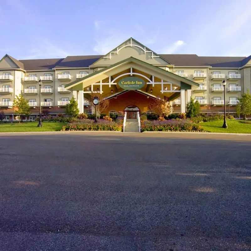 Carlisle Inn Sugarcreek