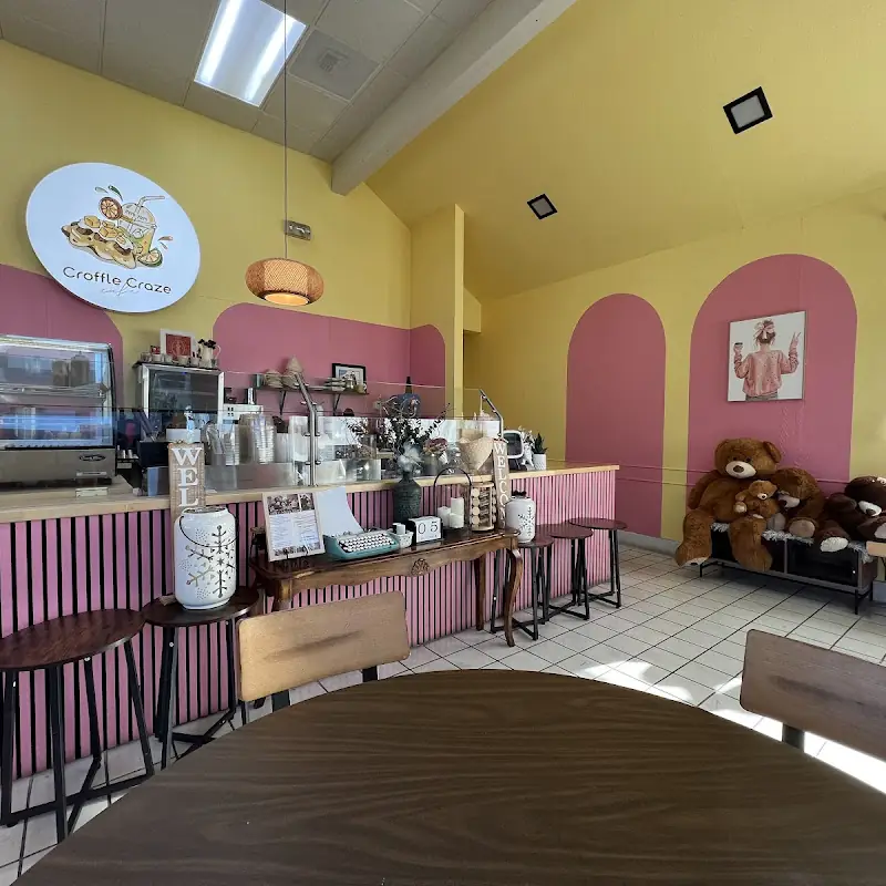 Croffle Craze Cafe