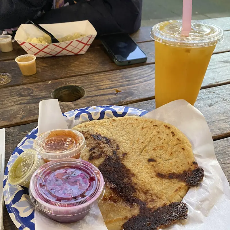Sweet corn tamal/ tamal de elote