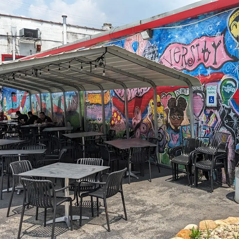 Salem Market & Grill