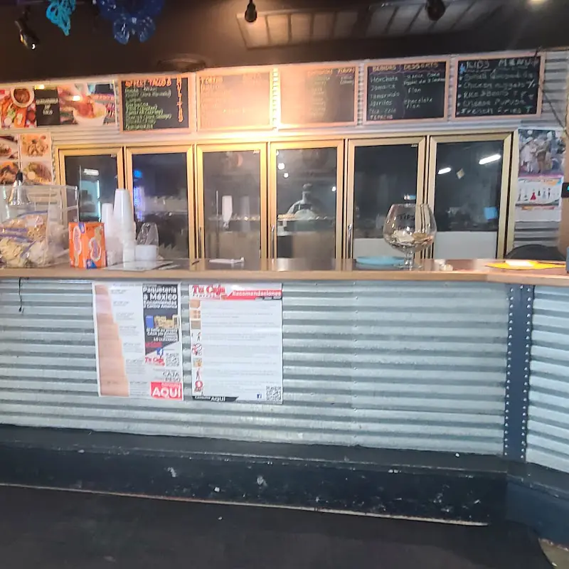 Mar Y Tierra Taqueria