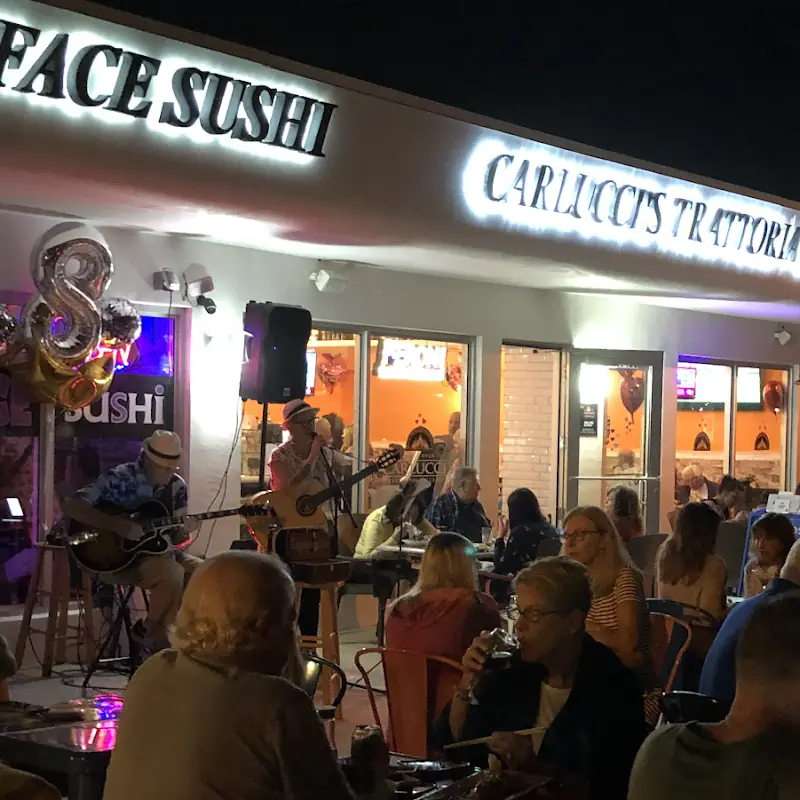 9 Face Sushi Cafe
