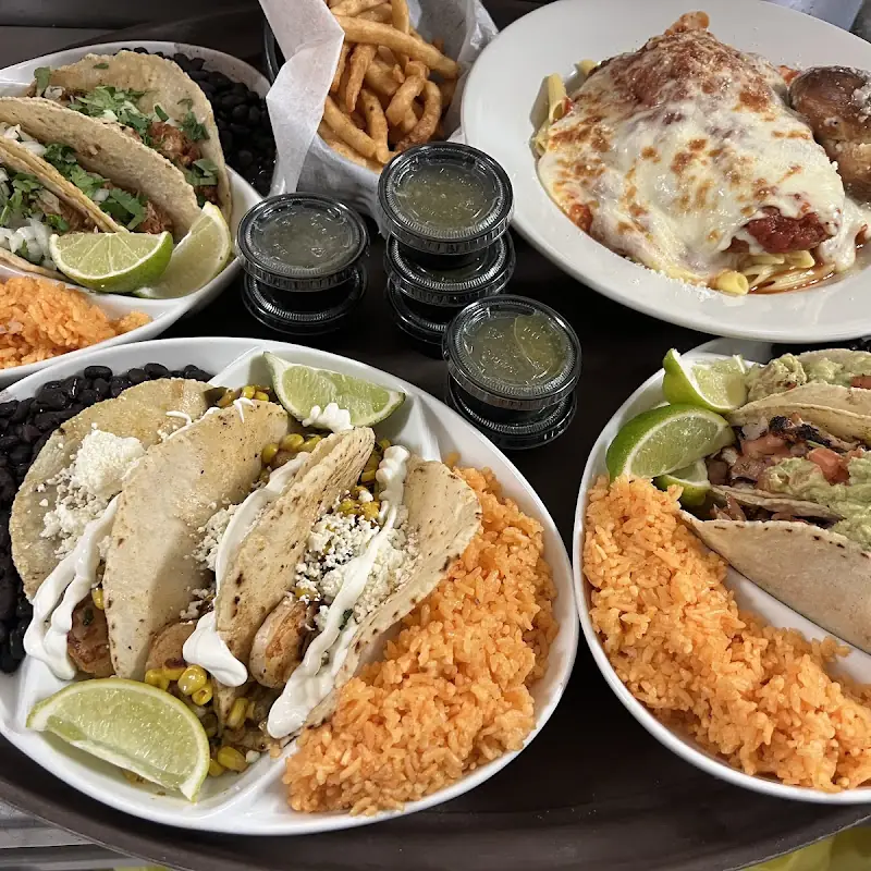 Lobo's Pizza & Grill
