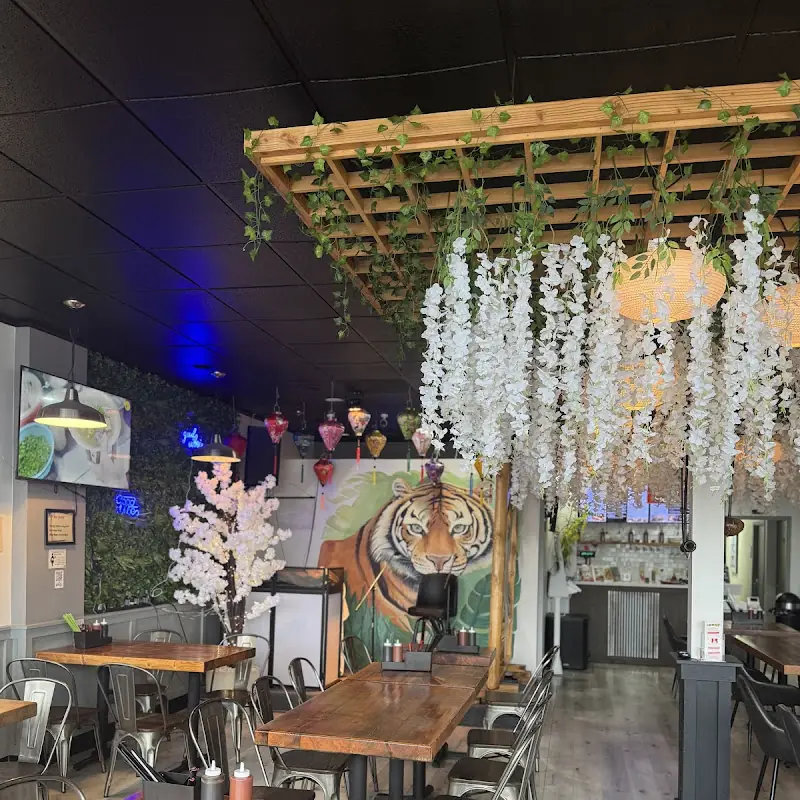 Pho Tiger