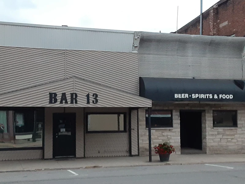 Bar 13