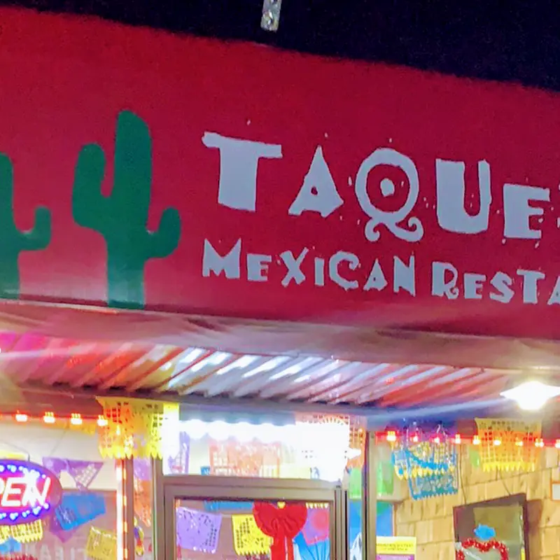 Chicken Enchiladas (Green or Red Sauce) / Enchiladas de Pollo (en Salsa Verde o Roja)