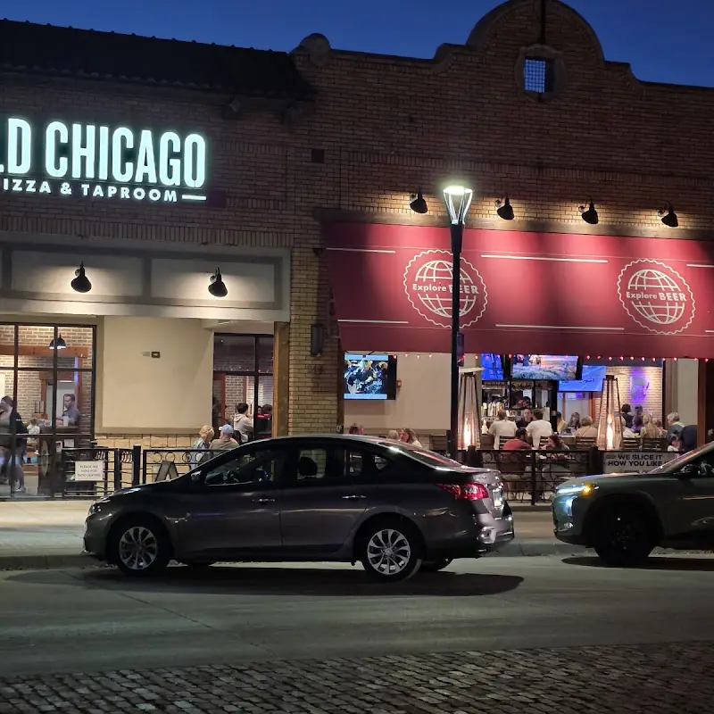 Old Chicago Pizza + Taproom