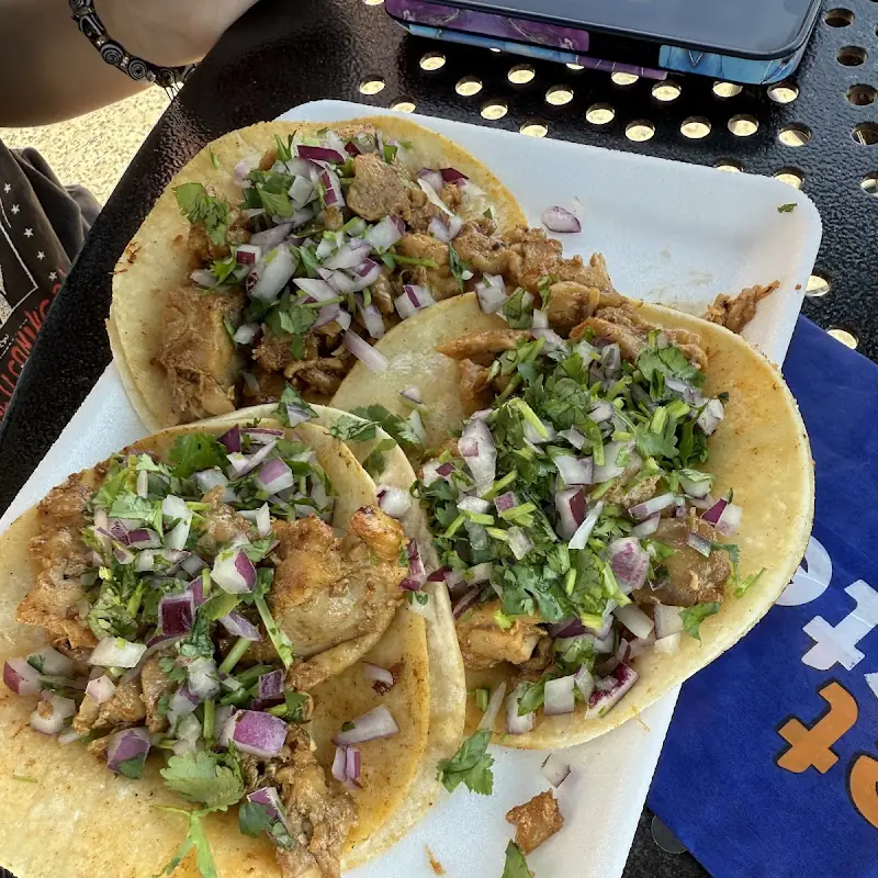 El Gusano Taco Truck