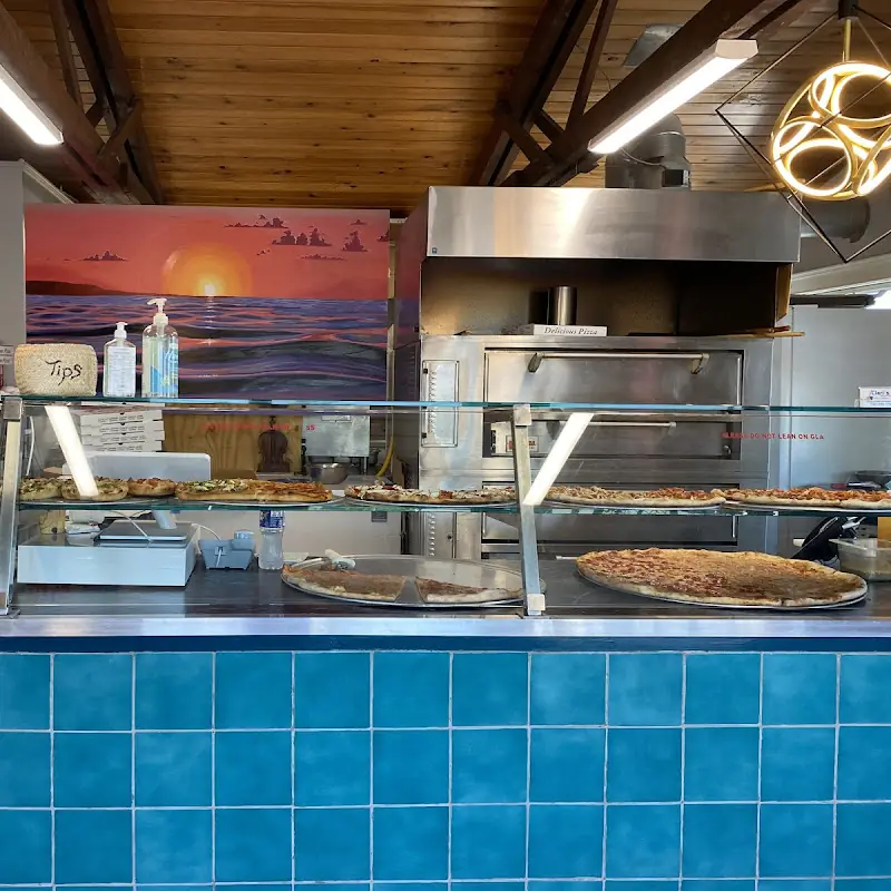 Ray's sunset pizza