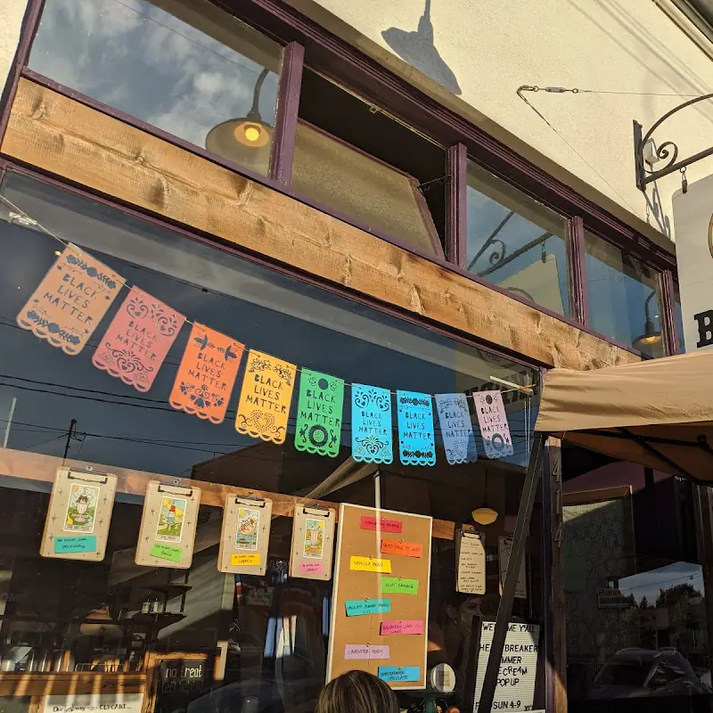 Hungry Heart Bakery & Café