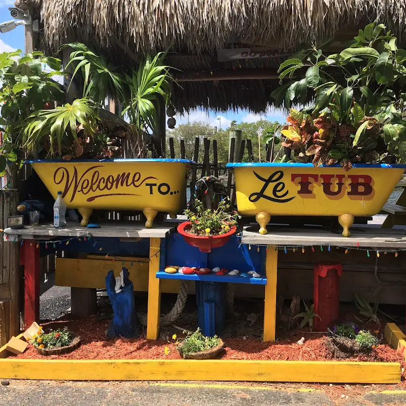 Le Tub
