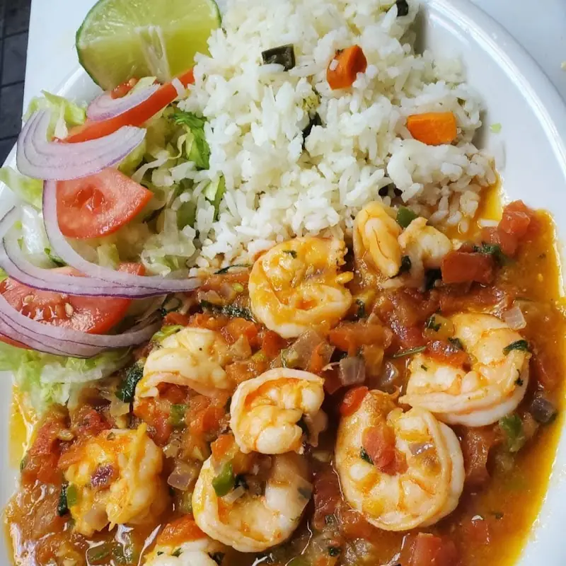 Camarones a la Cucaracha / Shrimps in Buttery Hot Sauce