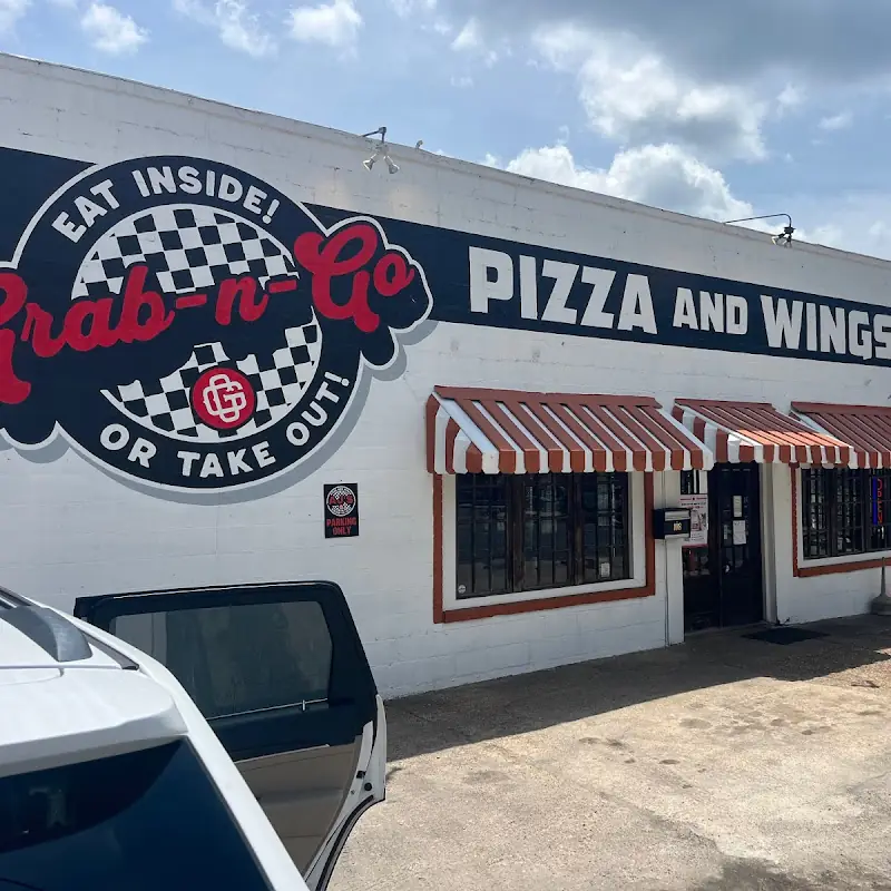 AJ GRAB N GO, PIZZA & WINGS