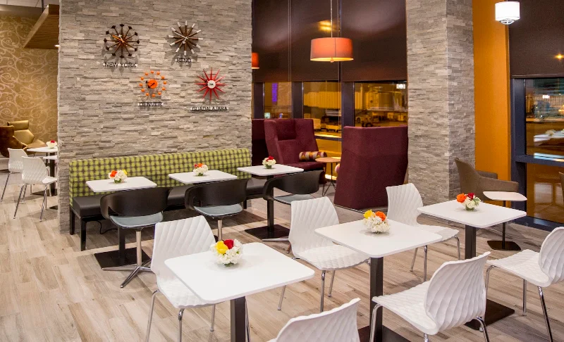 Escape Lounges - The Centurion Studio Partner RNO