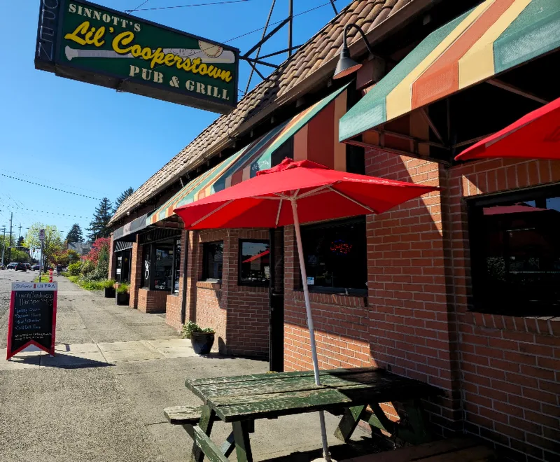Sinnott's Lil' Cooperstown Pub