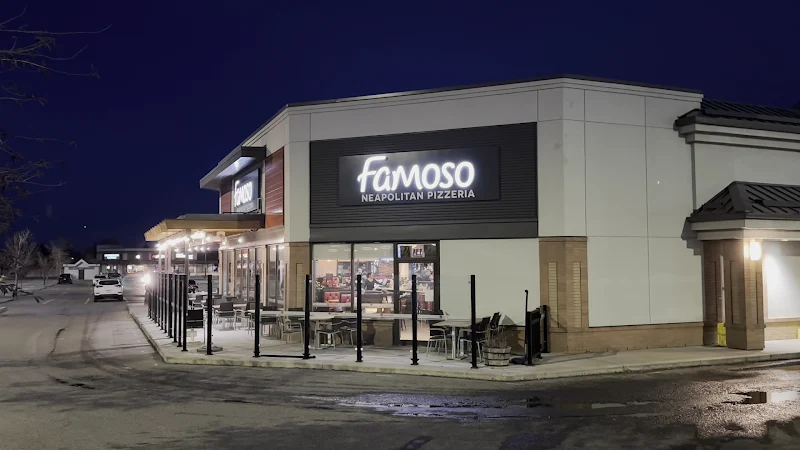 Famoso Italian Pizzeria - Country Hills